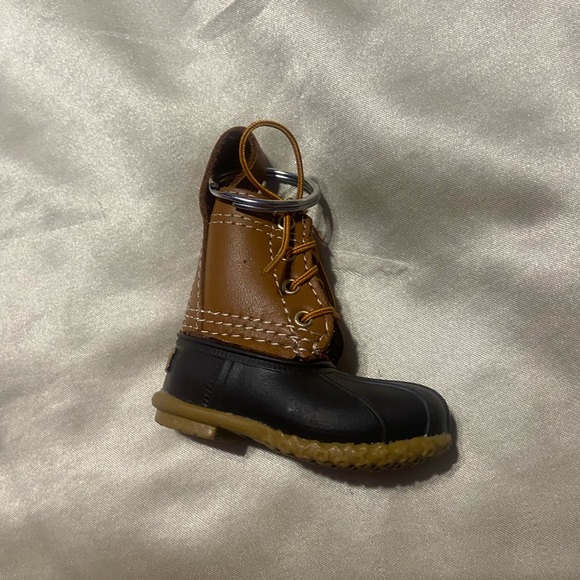 L.L Bean Boot keychain - Picture 3 of 4